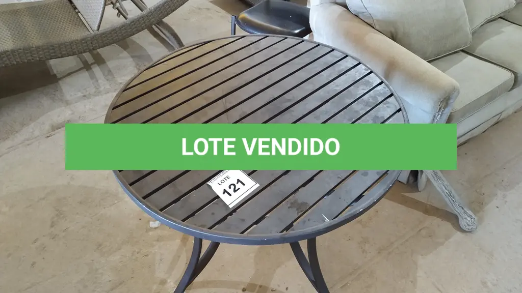 LOTE 121