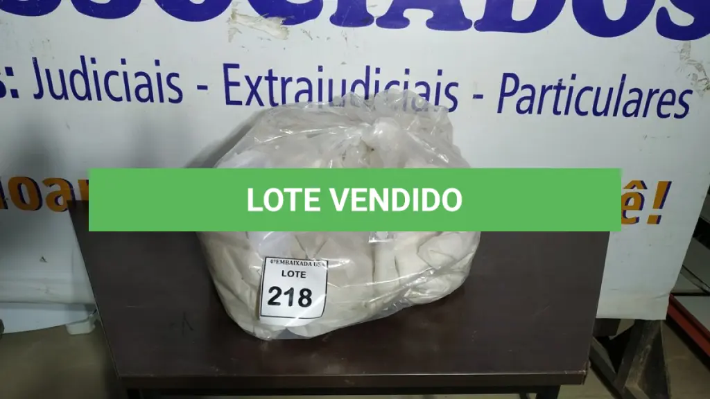 LOTE 218