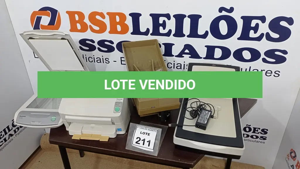 LOTE 211