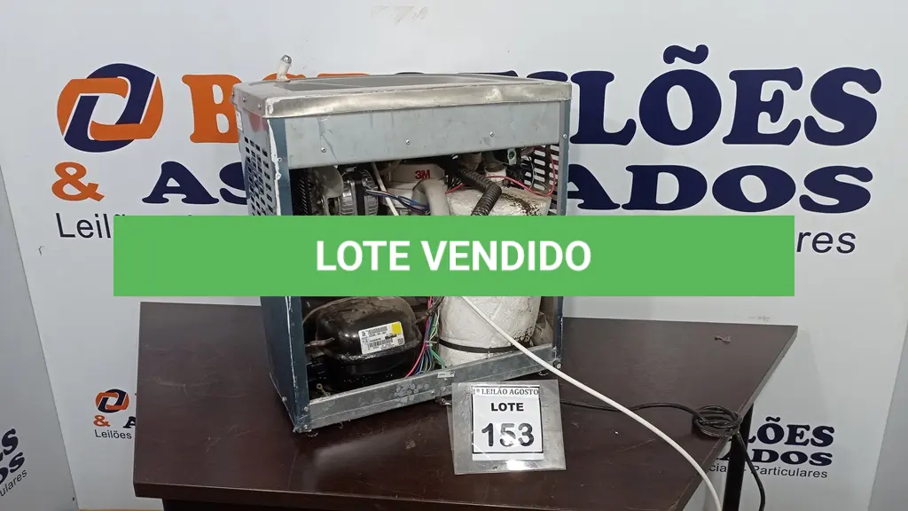 LOTE 153