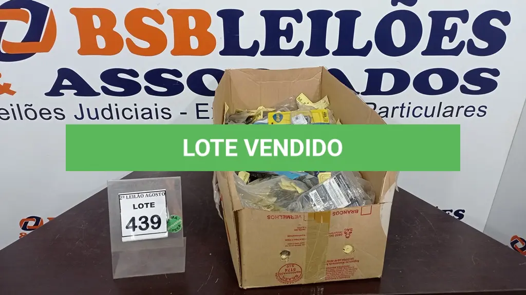 LOTE 439