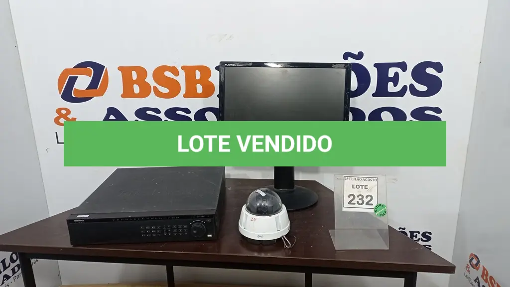 LOTE 232