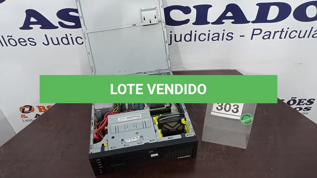 LOTE 303