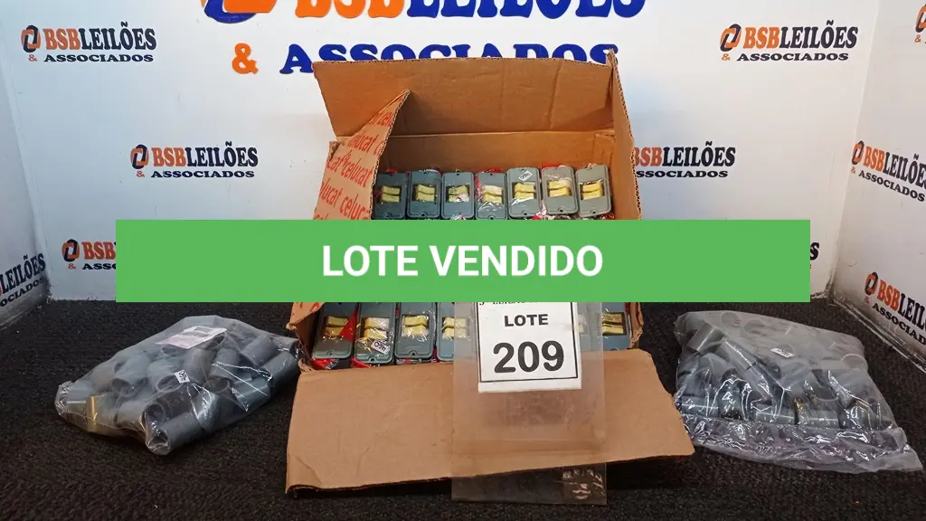 LOTE 209