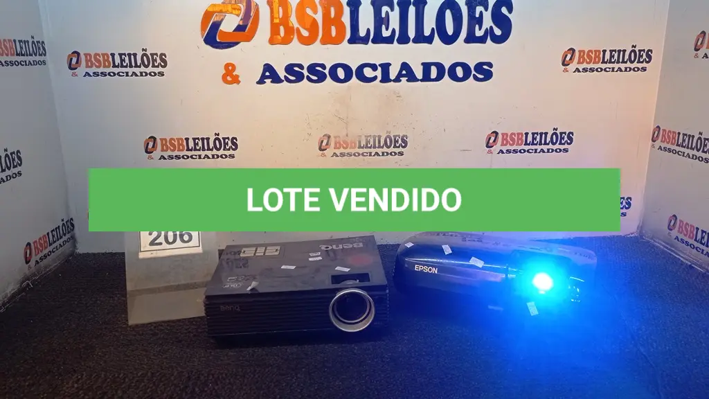 LOTE 206