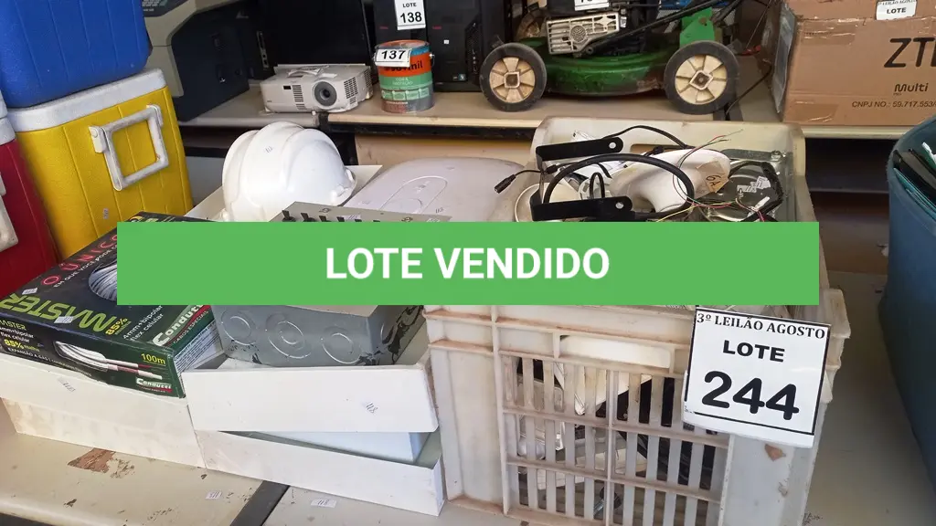 LOTE 244