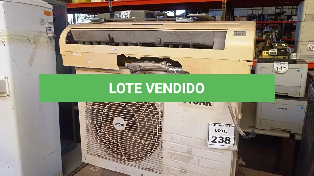 LOTE 238