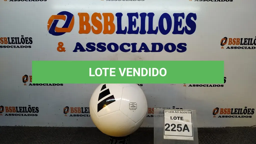 LOTE 225