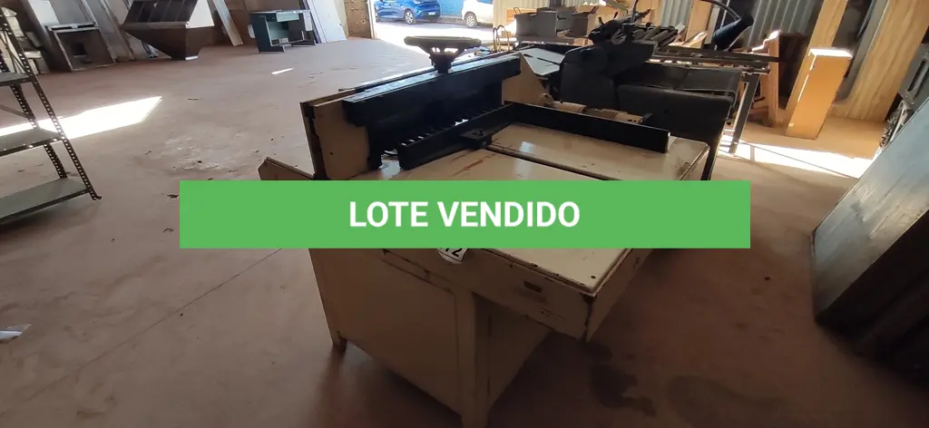 LOTE 372