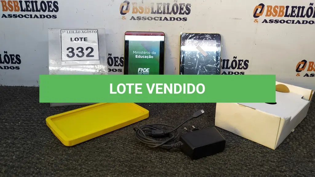 LOTE 332