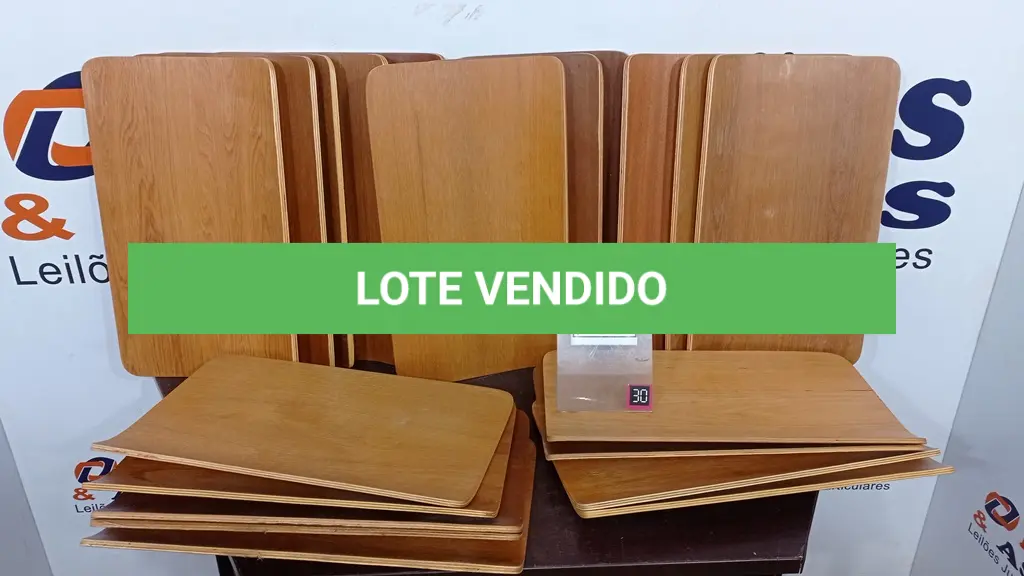 LOTE 048