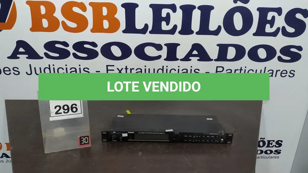 LOTE 296