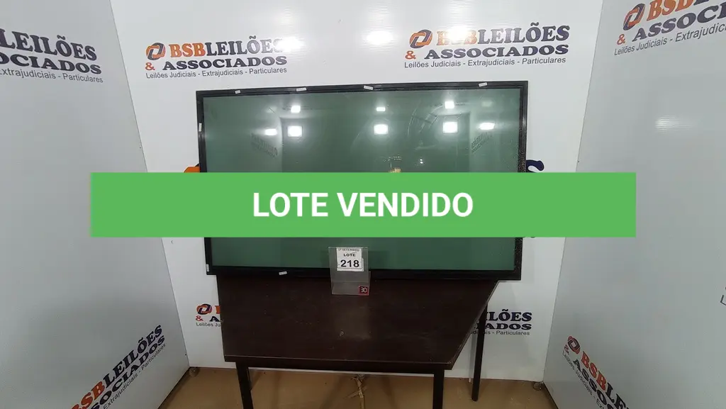 LOTE 218