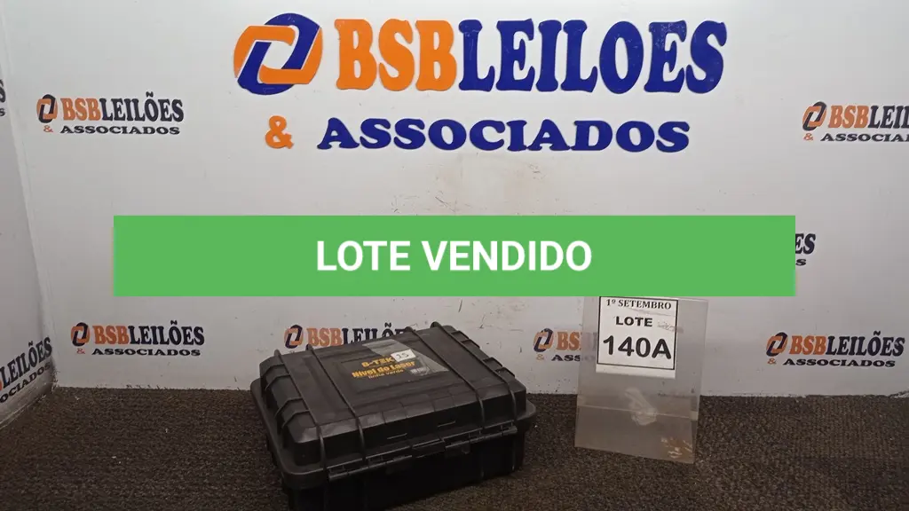 LOTE 140