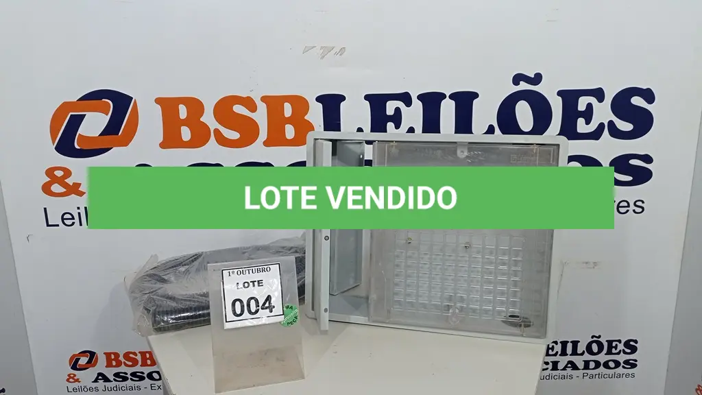 LOTE 004