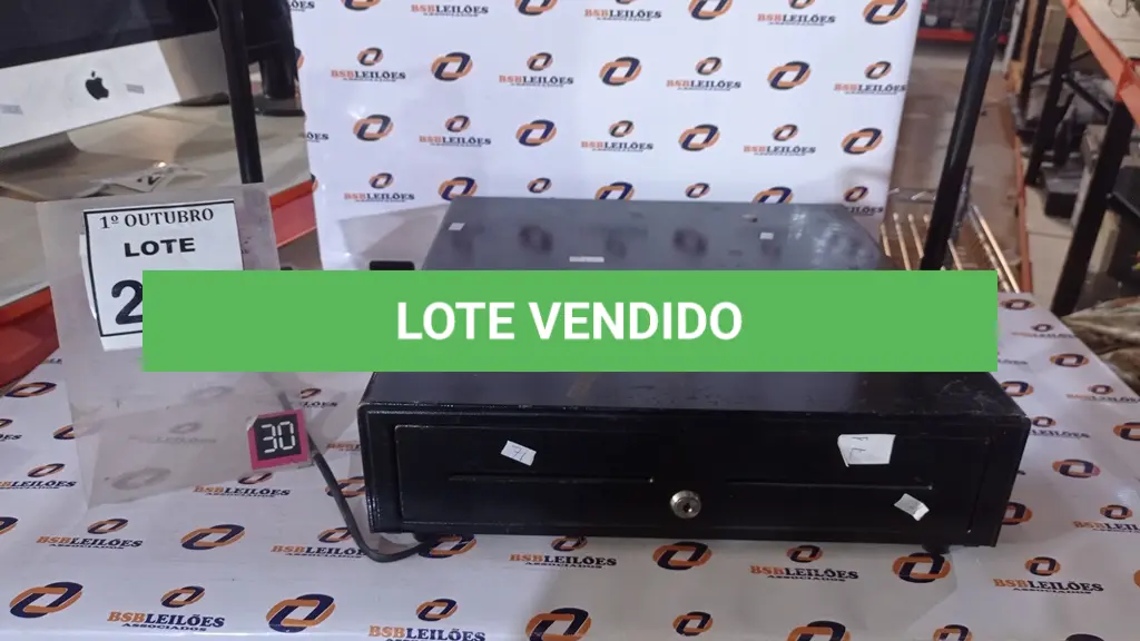 LOTE 245