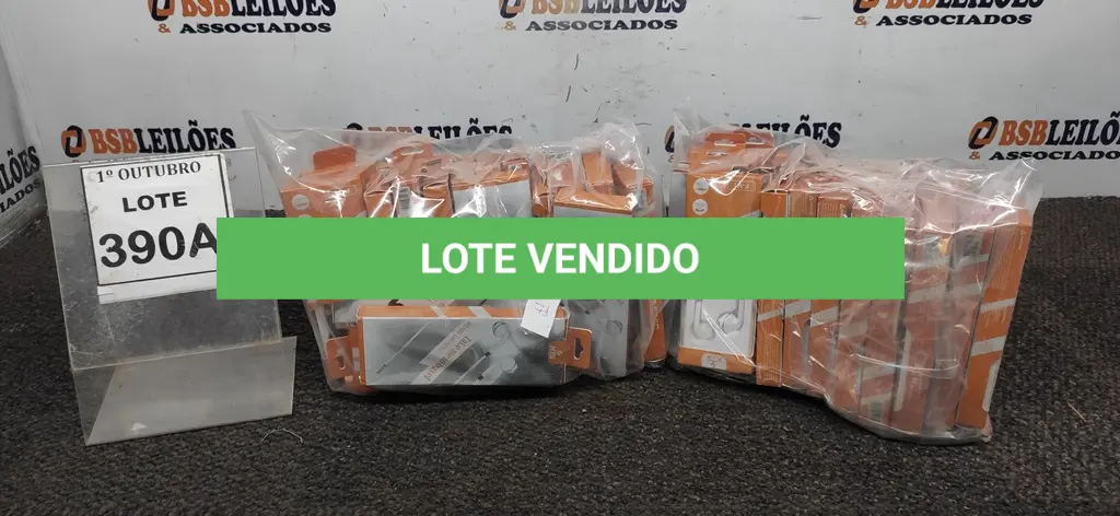 LOTE 390