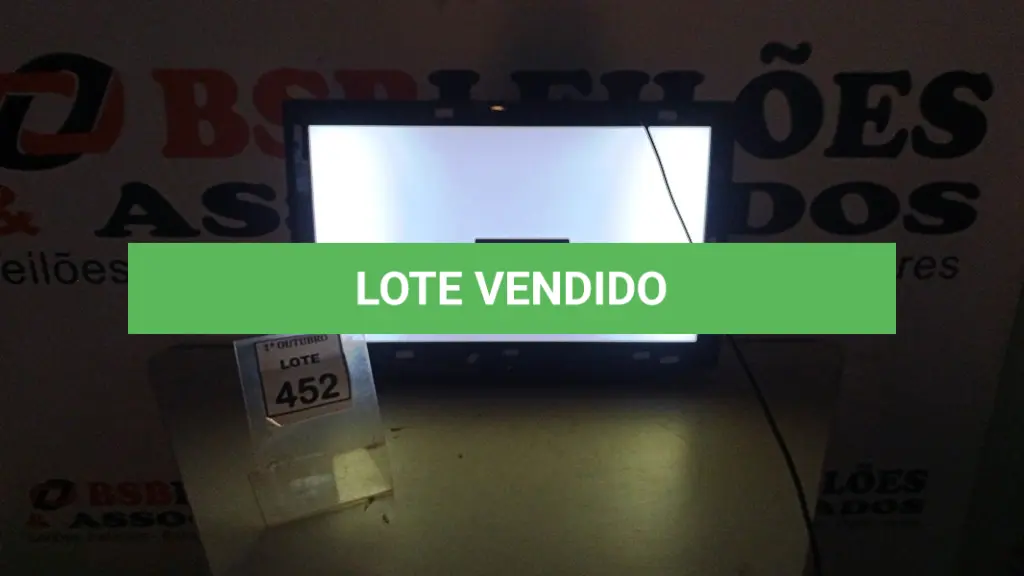 LOTE 452
