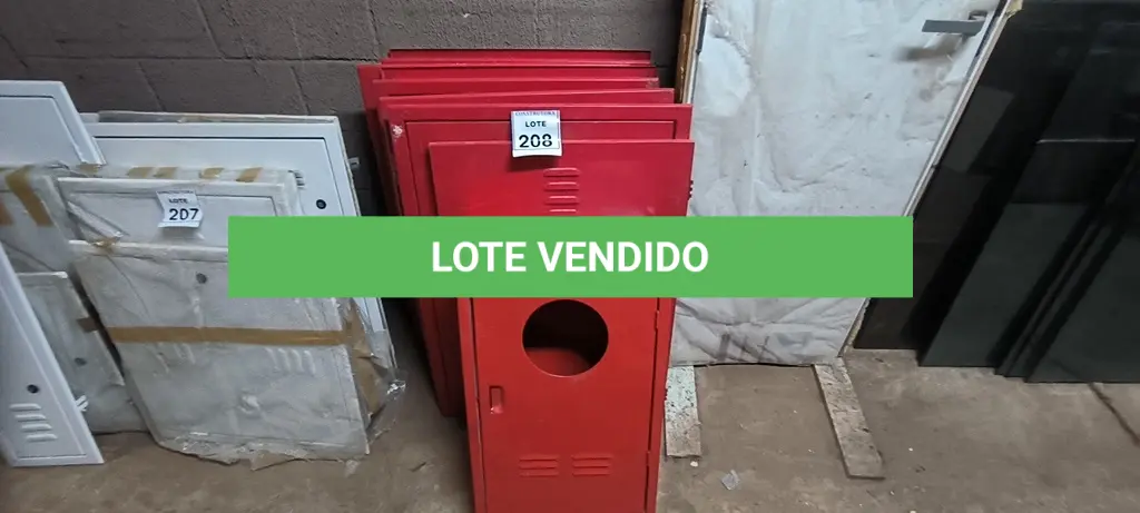 LOTE 208