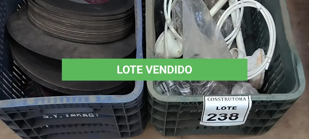 LOTE 238