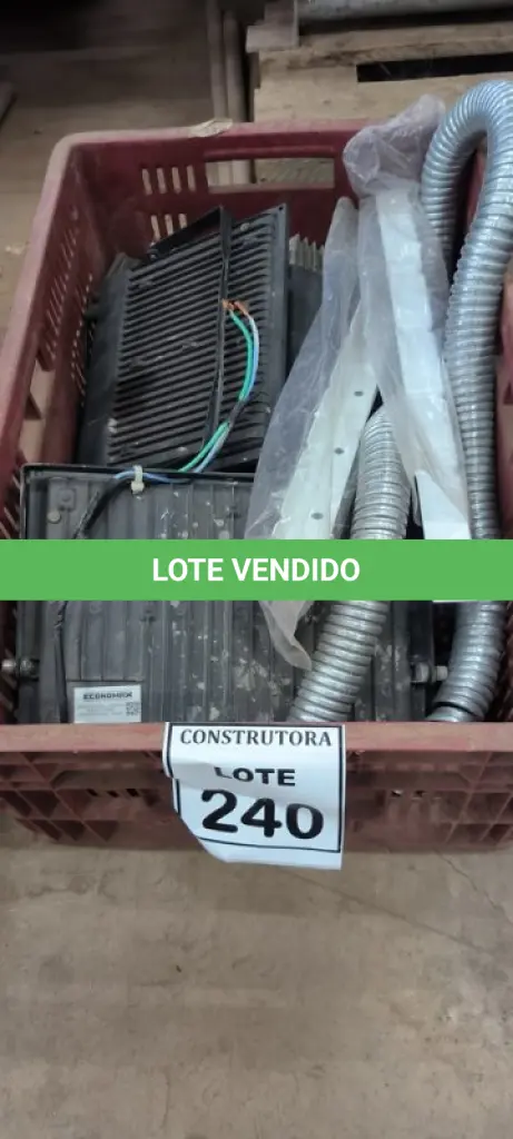 LOTE 240