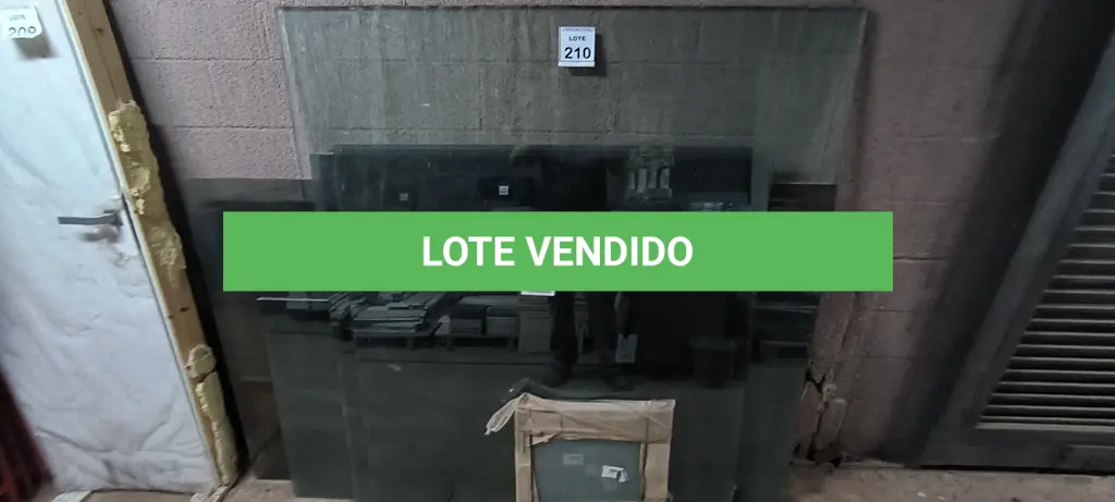 LOTE 210