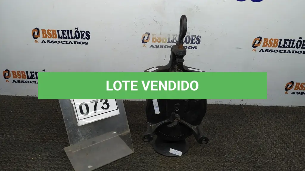 LOTE 073