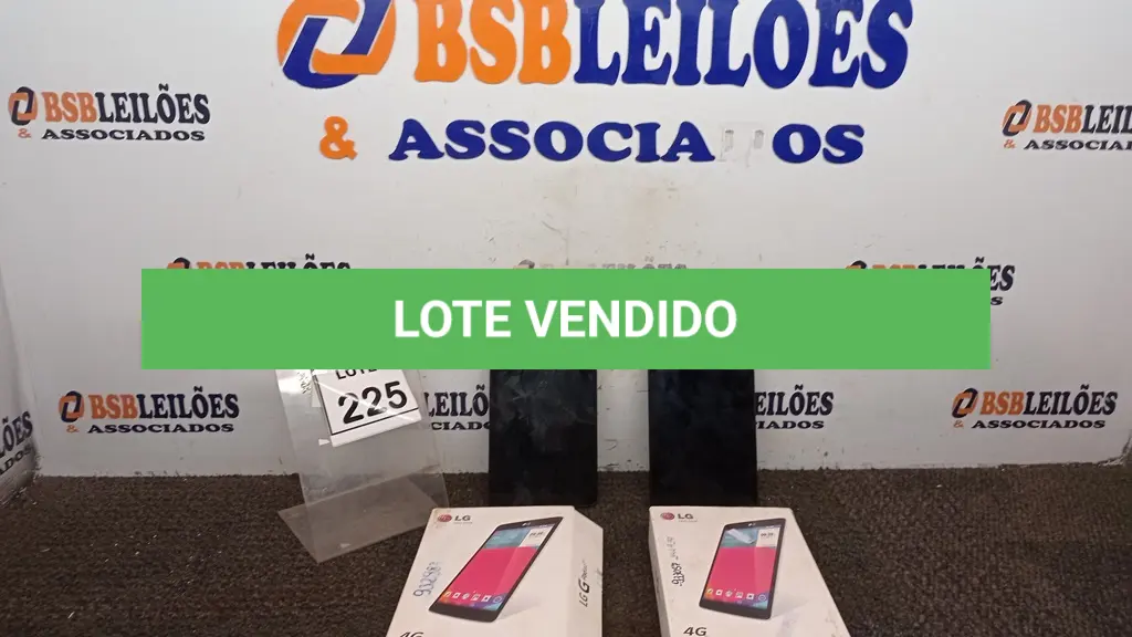 LOTE 225