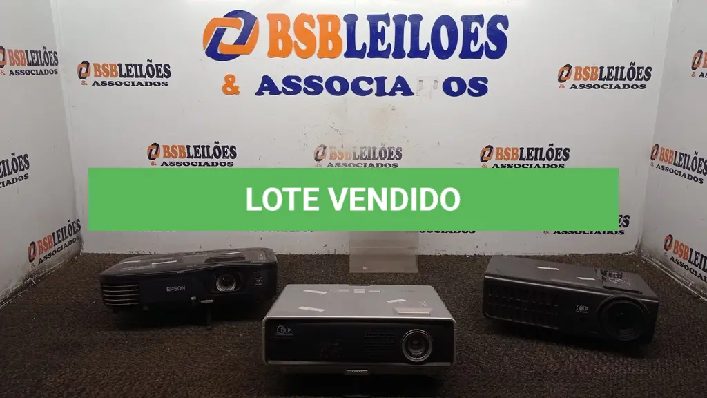 LOTE 211