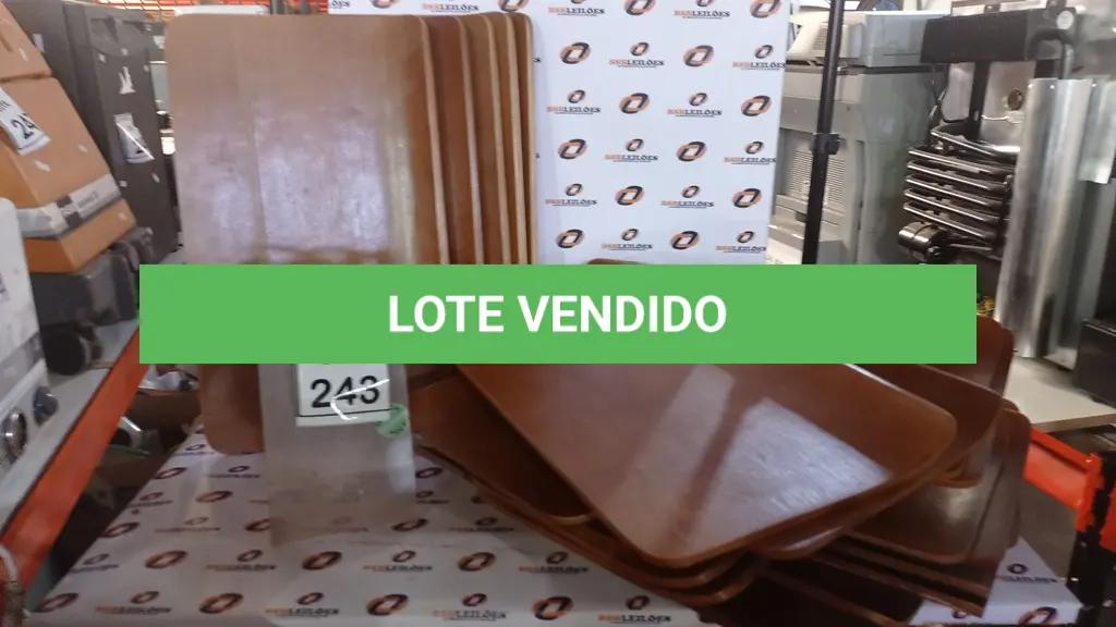 LOTE 243