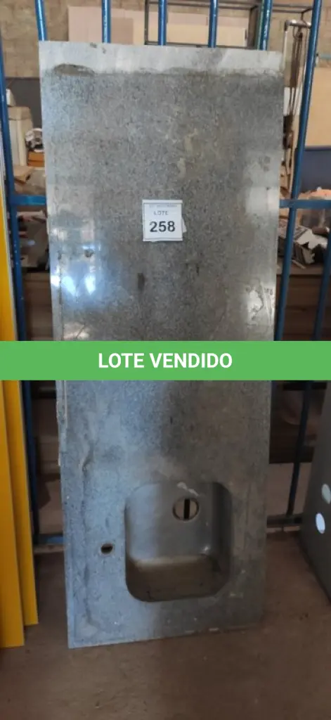 LOTE 258