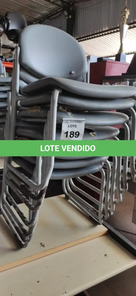 LOTE 189