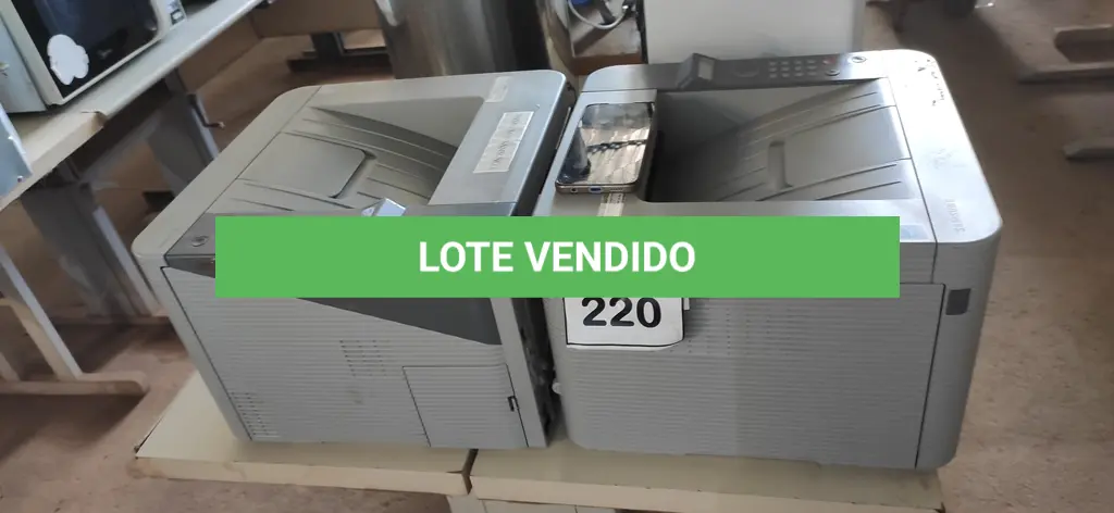 LOTE 220