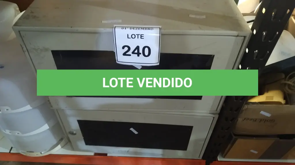 LOTE 240