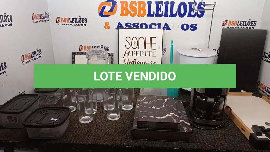 LOTE 305