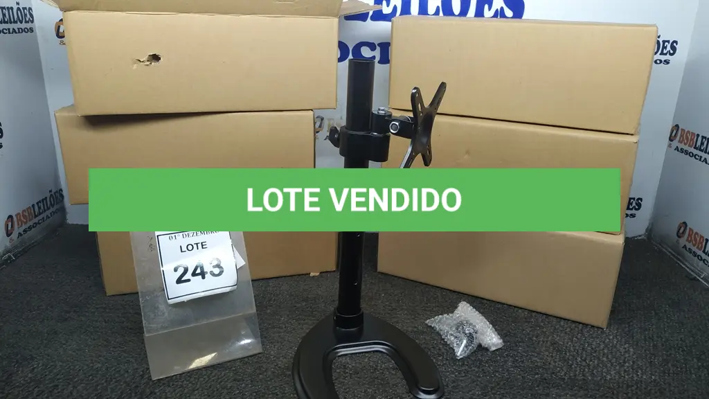 LOTE 243
