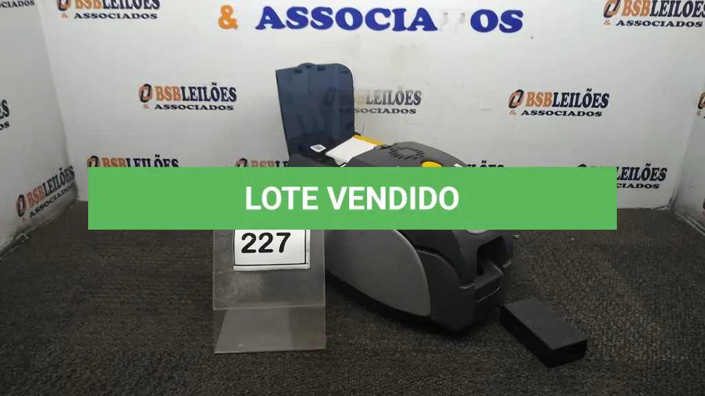 LOTE 227