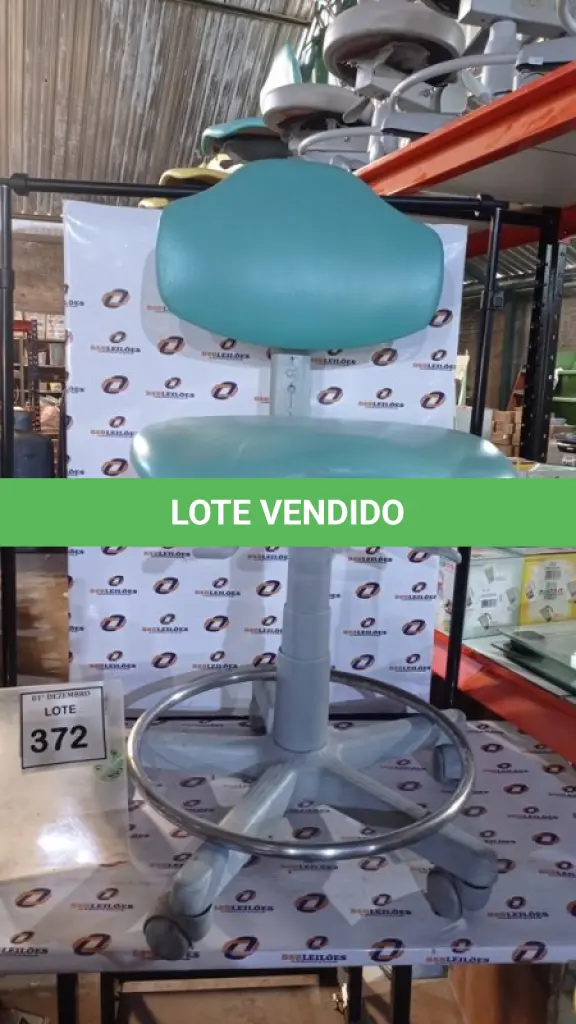 LOTE 372