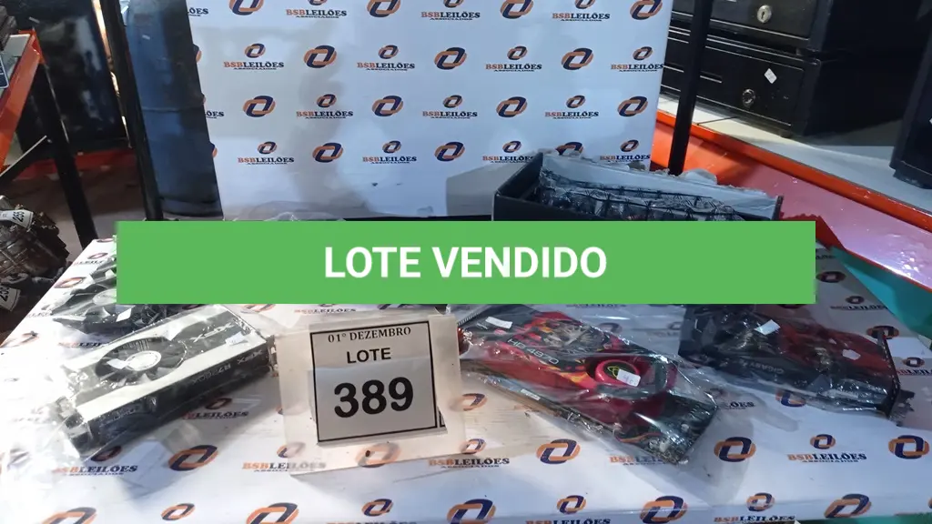 LOTE 389