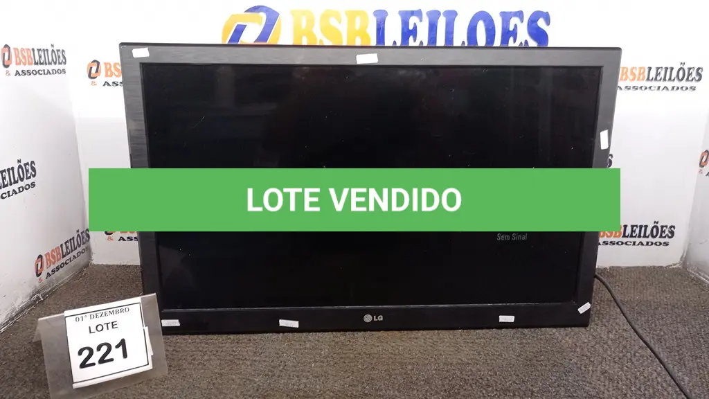 LOTE 221