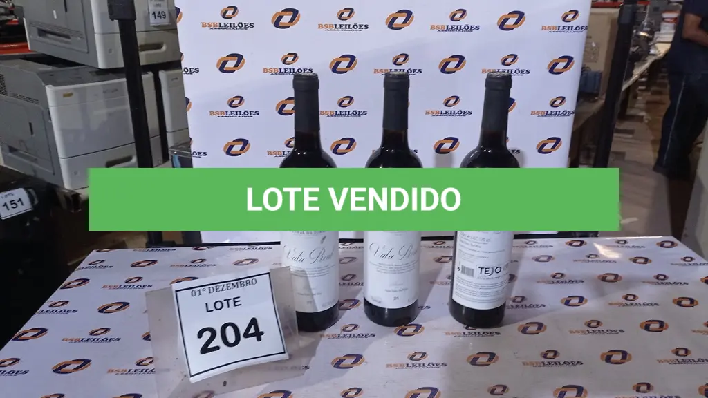 LOTE 204