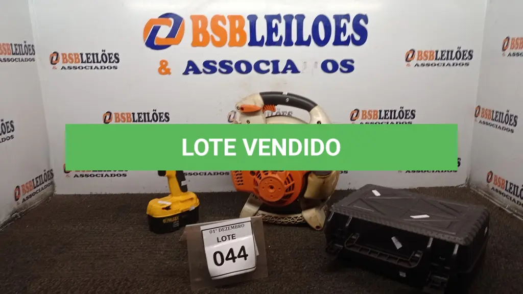 LOTE 044