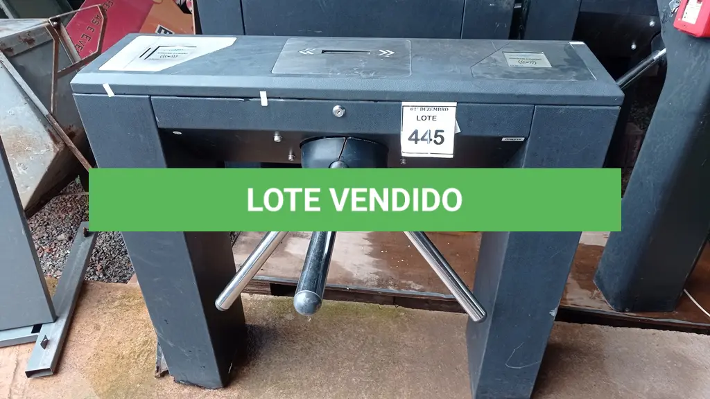LOTE 445