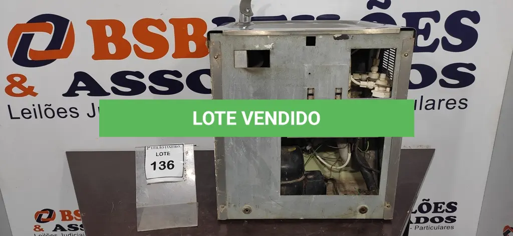 LOTE 136