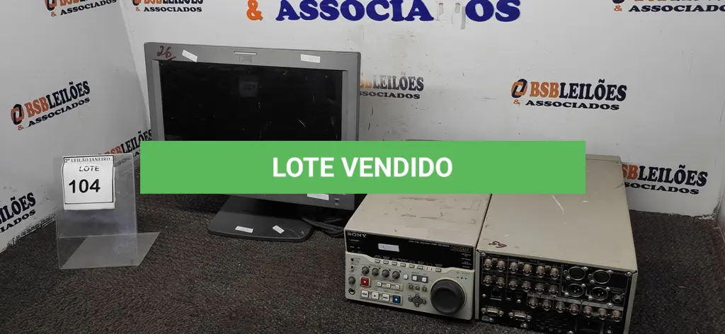 LOTE 104
