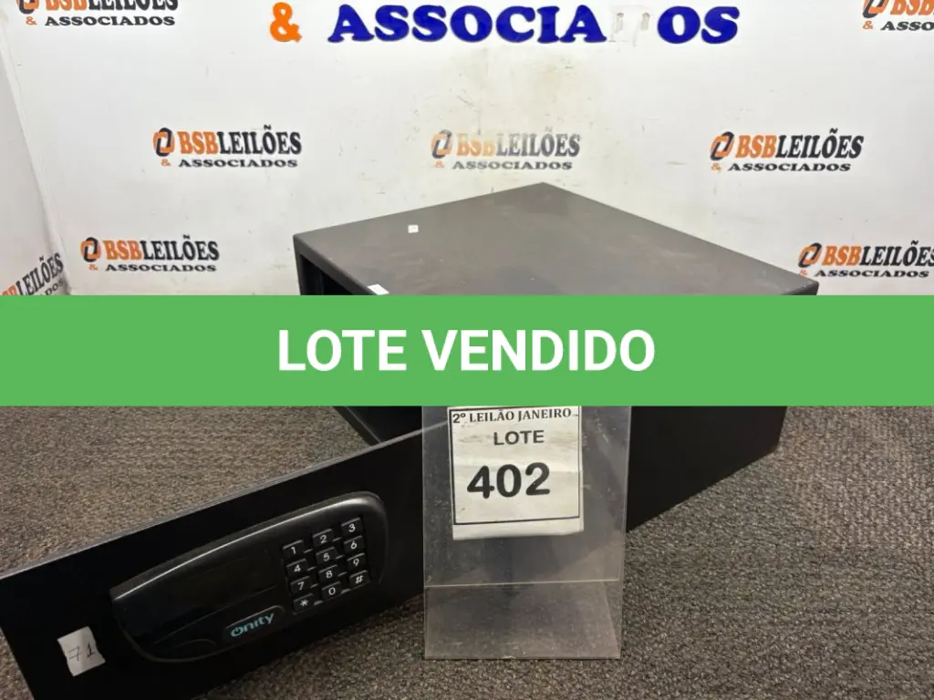 LOTE 402