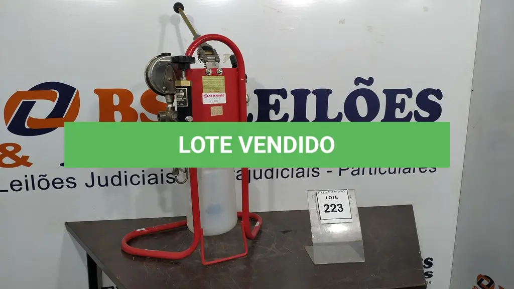 LOTE 223