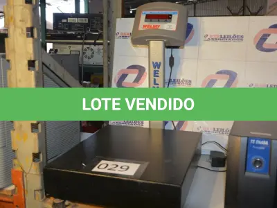 LOTE 029 - 01 BALANÇA DE NO MÁXIMO 100KG MARCA WELMI. (NO ESTADO)