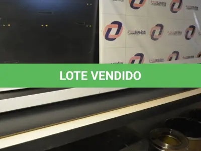LOTE 020 - 01 TELA DE PROJEÇÃO ELÉTRICA. (NO ESTADO)
