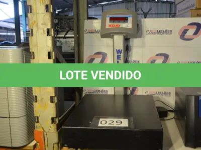 LOTE 029 - 01 BALANÇA DE NO MÁXIMO 100KG MARCA WELMI. (NO ESTADO)